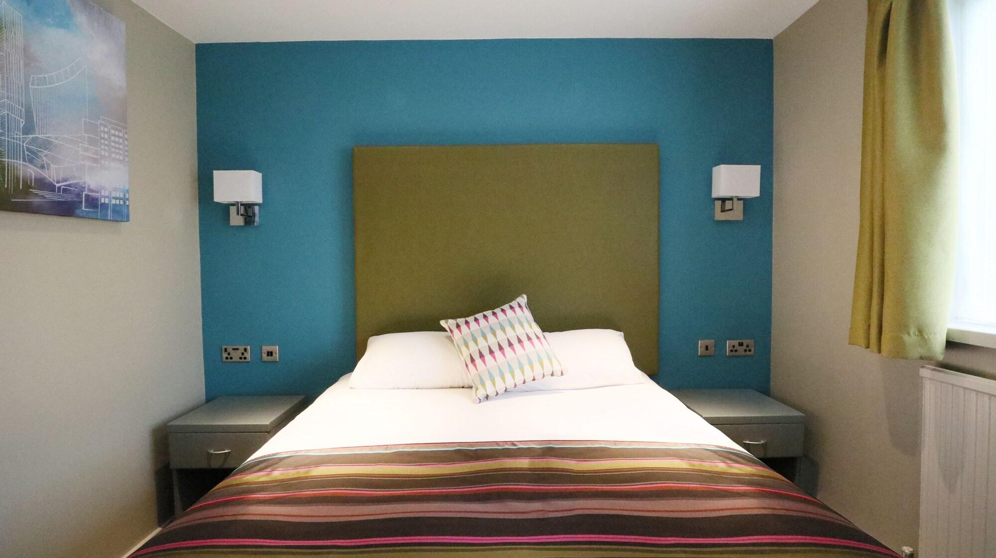 The Victoria Hotel Manchester By Compass Hospitality Олдем Екстер'єр фото