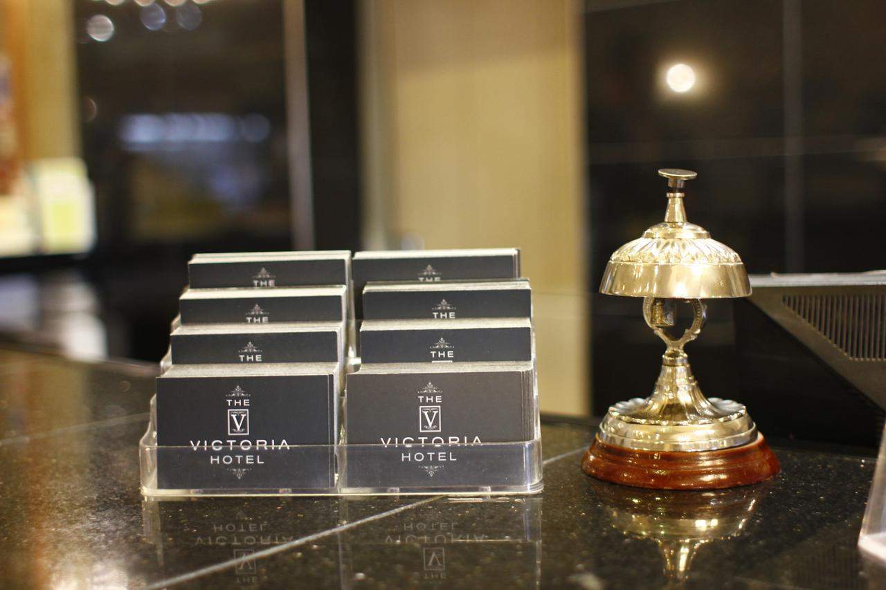 The Victoria Hotel Manchester By Compass Hospitality Олдем Екстер'єр фото