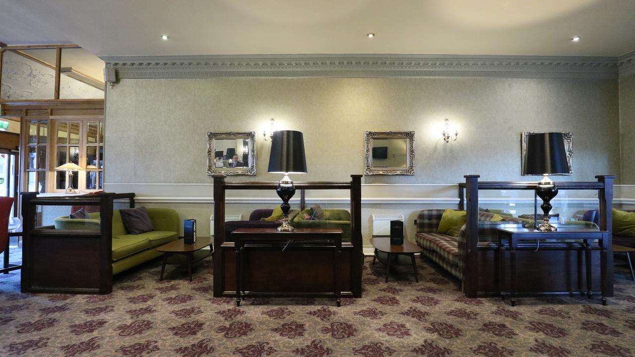 The Victoria Hotel Manchester By Compass Hospitality Олдем Екстер'єр фото